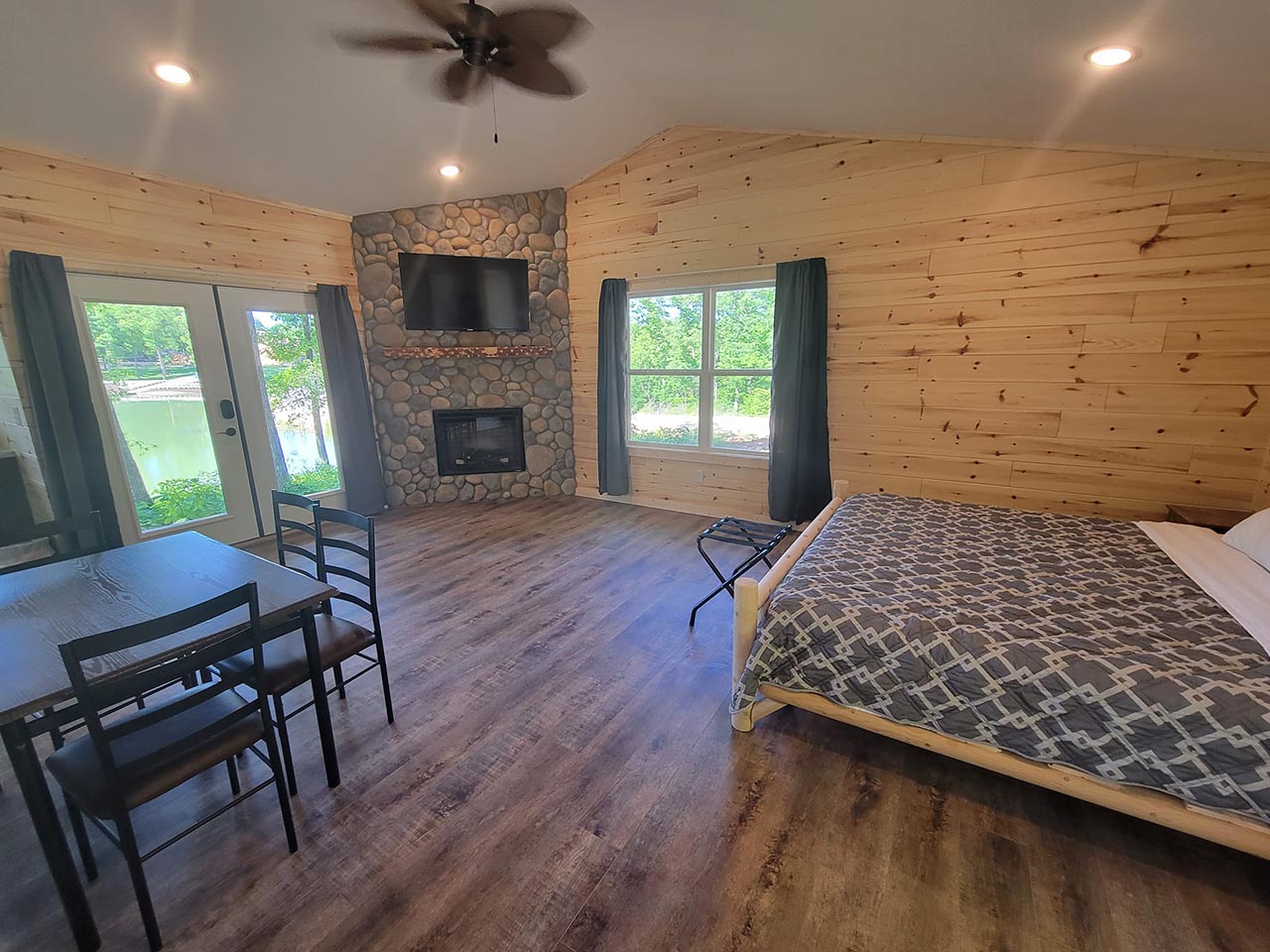 The Lodge at Boulder Lake