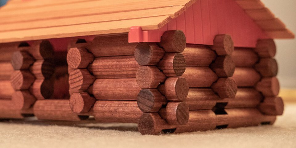 Lincoln Logs