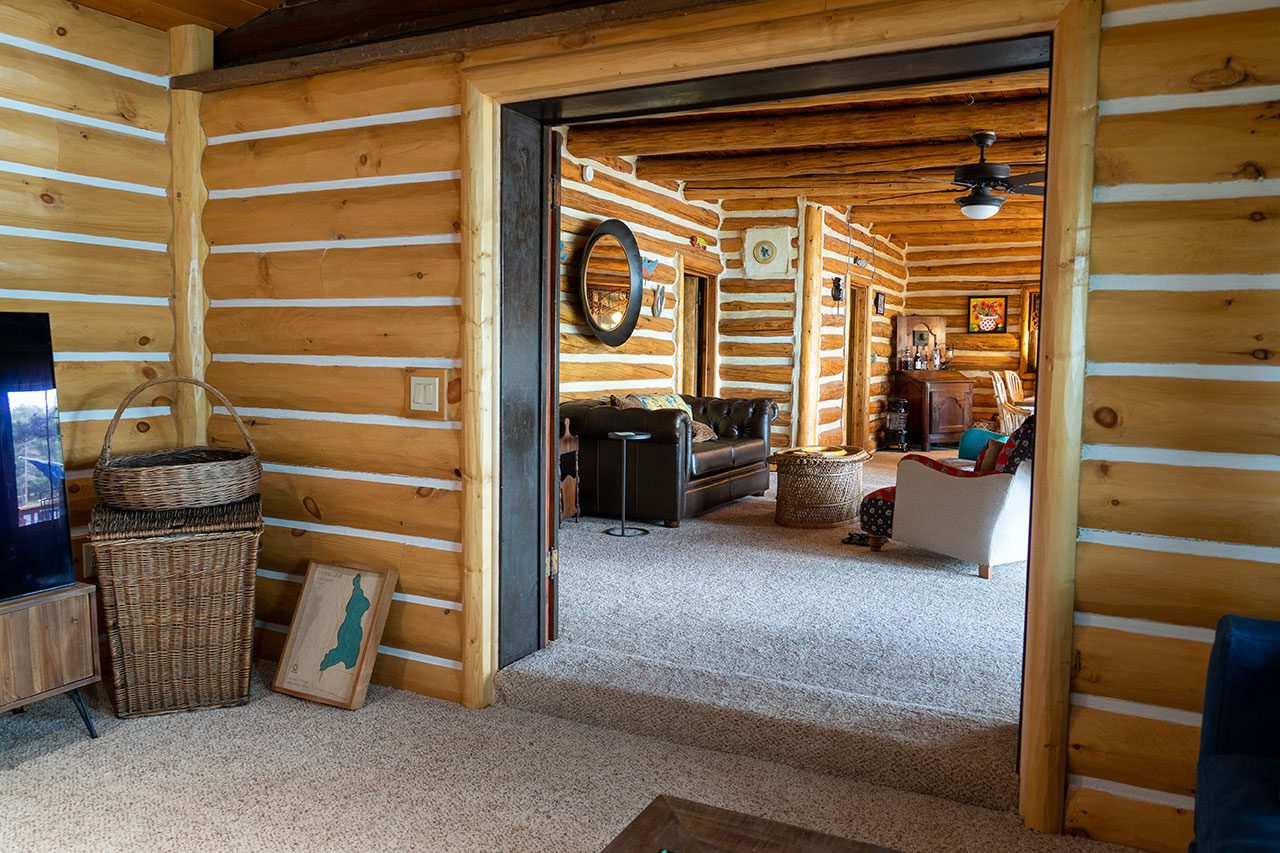 Log Siding Chinked in the Interior