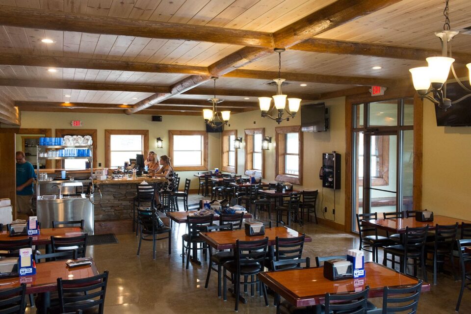 Ma Deeters rustic dining room