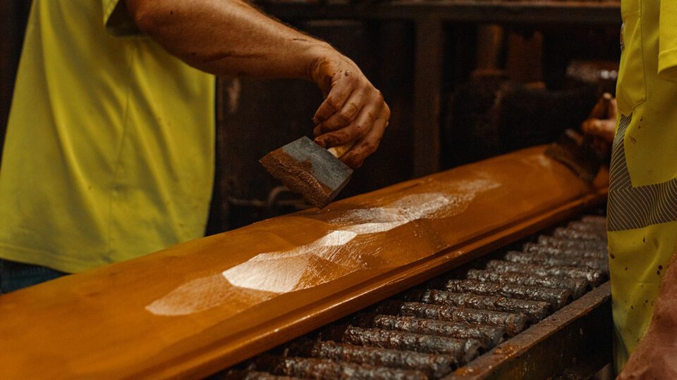 Prefinishing Log Siding