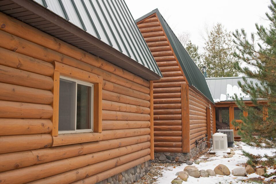 WoodHaven log siding looks just like a full log cabin