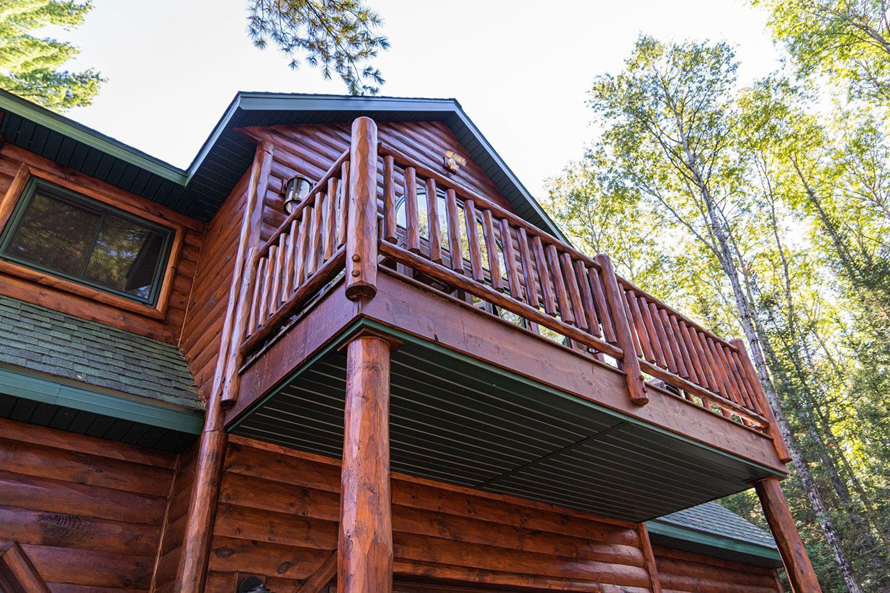 How Log Siding Makes a Home look like a Real Log Cabin