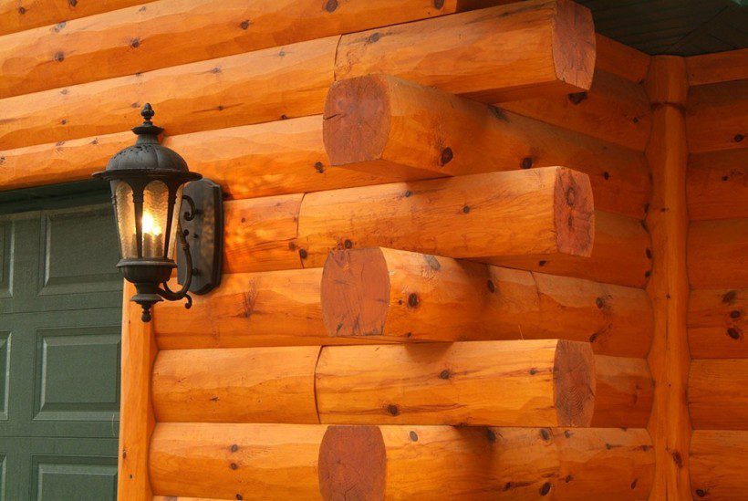 Use white pine for your exterior log siding to minimize sap
